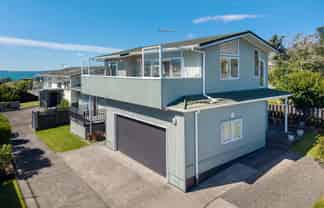 1/85 Deep Creek Road, Waiake