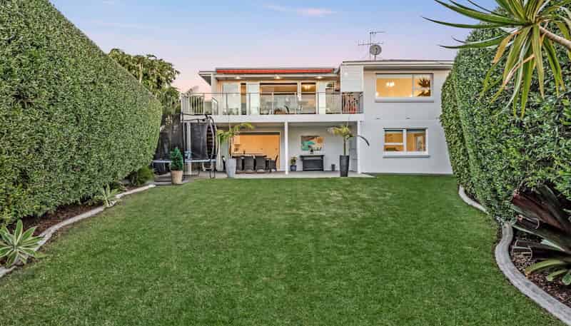 64 Whytehead Crescent, Saint Heliers