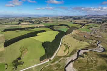 125 Tomogalak Road, Ardlussa