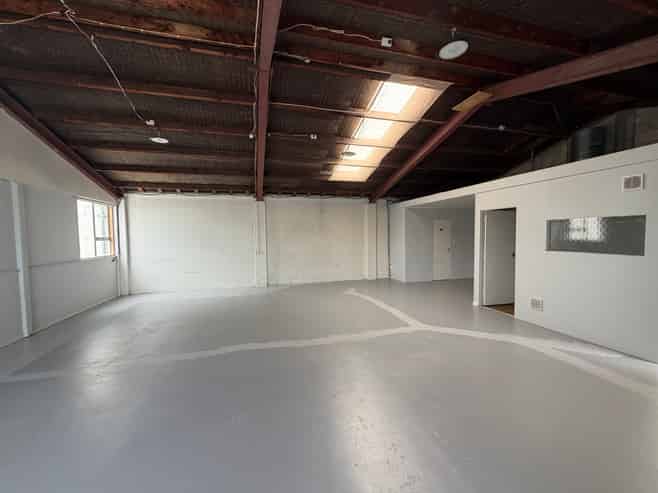 Tidy and Affordable Industrial Unit