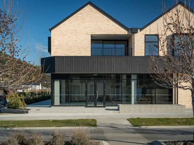 Commercial opportunity, vendor ready to negotiate