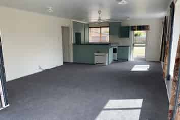 38 Davis Crescent , Netherby