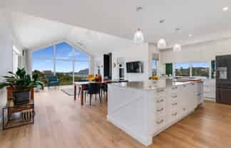 17 Azimuth Road, Tairua