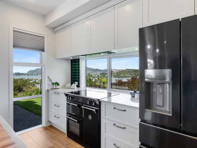 17 Azimuth Road, Tairua
