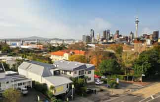 Wellness, Clinic or Office | College Hill