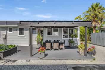 60 Owen Road, Outer Kaiti