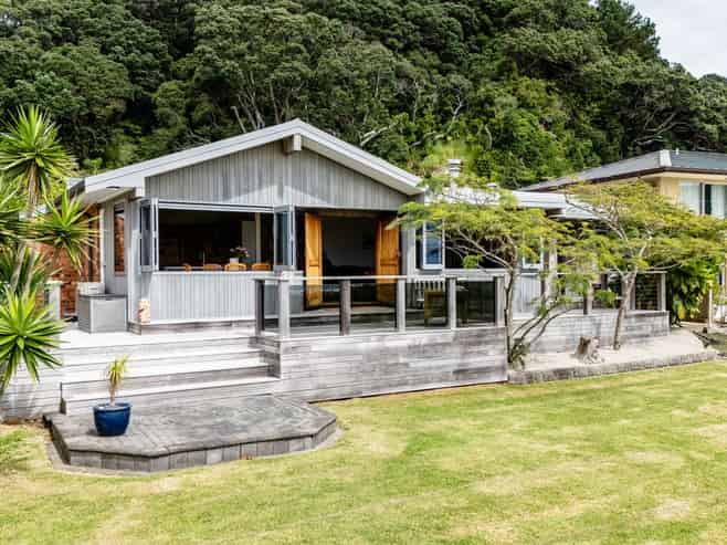 169 Pohutukawa Avenue, Ohope