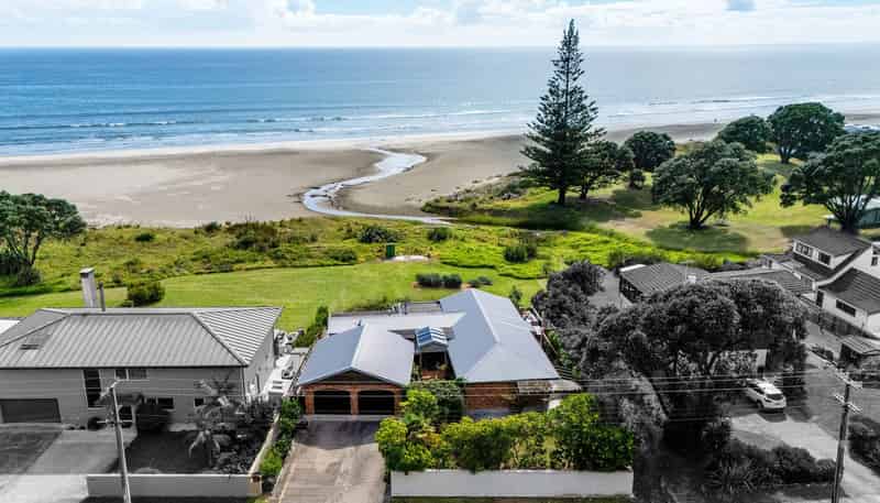 169 Pohutukawa Avenue, Ohope