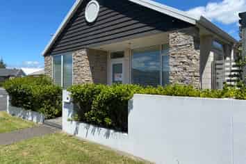 38 Scoria Close, Pyes Pa