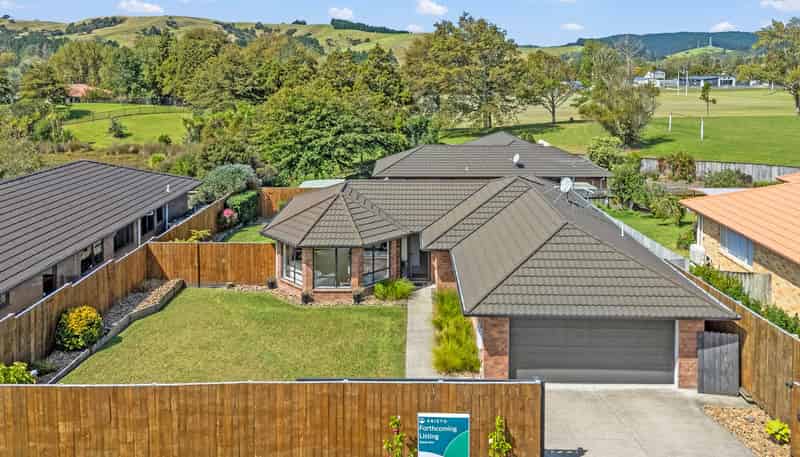 35 Cabeleigh Drive, Helensville