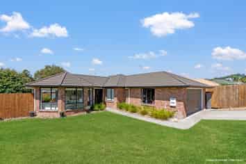 35 Cabeleigh Drive, Helensville