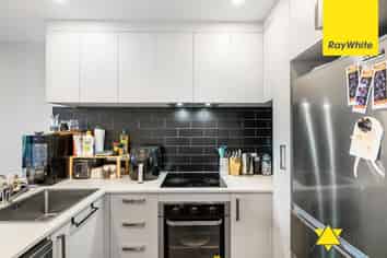 8 Tokai Place, Glen Eden