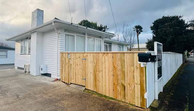12 Miro Street, Trentham