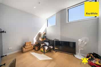 Auckland - Address withheld