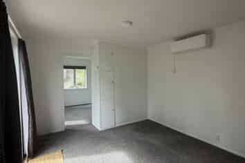 6A Kiriwai Road, Paremata