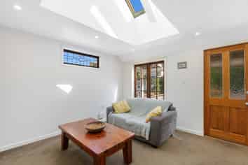 36 Hawkhurst Road, Lyttelton