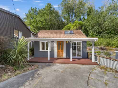 36 Hawkhurst Road, Lyttelton