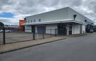 For lease - extrememly rare opportunity