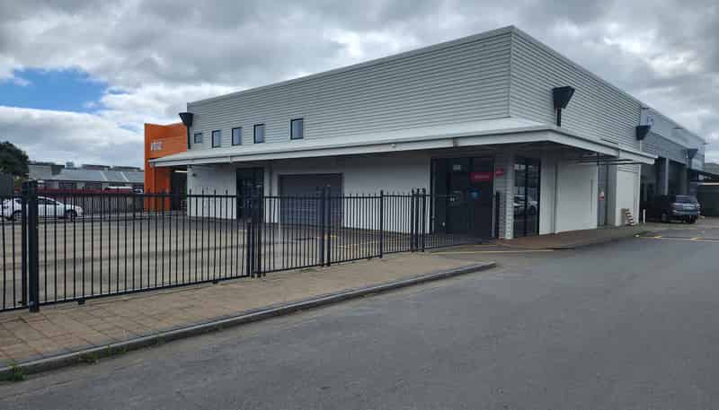 10 Titahi Bay Road, Porirua