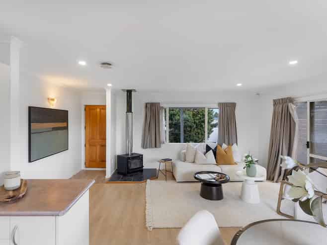 12B Rosier Road, Glen Eden