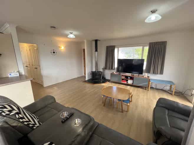 12B Rosier Road, Glen Eden