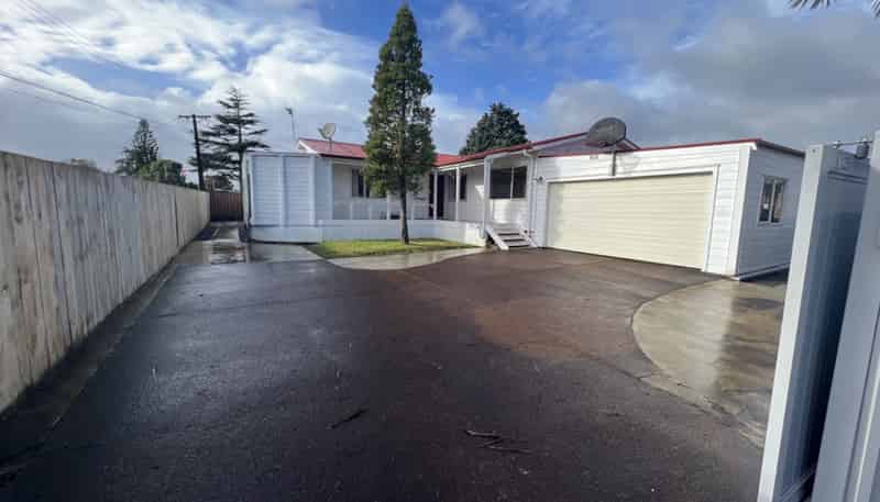 12B Rosier Road, Glen Eden