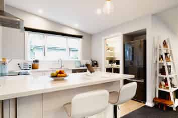 7 Lundie Street, Roslyn