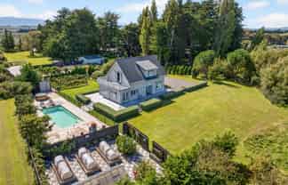 27 Vineyard Lane, Martinborough