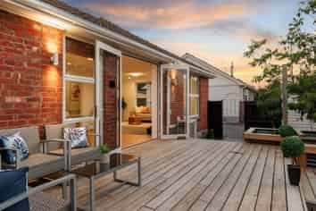 12 De Havilland Street, Hornby