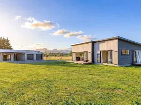 58 Donovans Road, Masterton