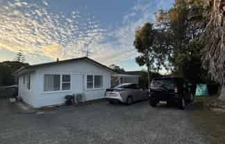 30 Kingdale Rd, Henderson