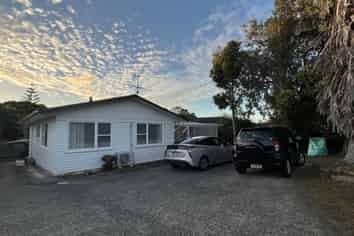 30 Kingdale Rd, Henderson