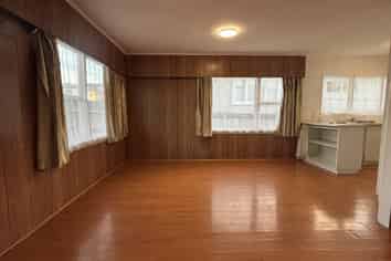 30 Kingdale Rd, Henderson