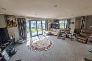 5 McFeely Street, Tuatapere