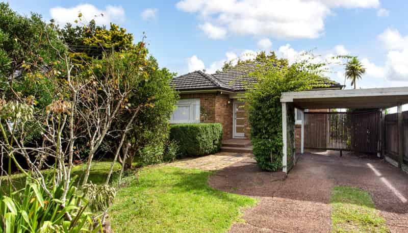 67 West Coast Road, Glen Eden