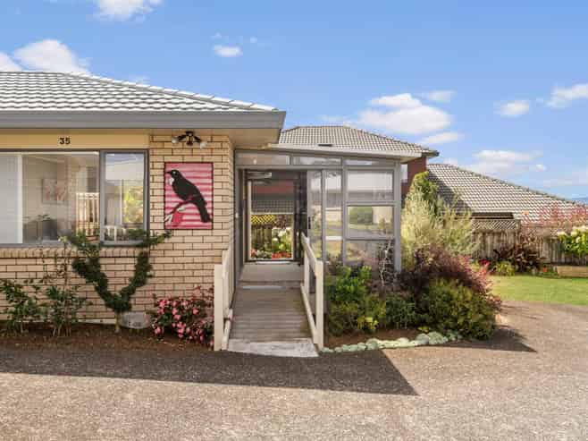 35/169 Wellington Street, Pukekohe