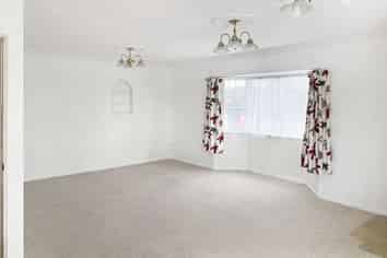 570 Queen Street, Levin