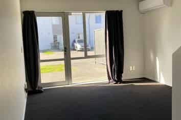 27/336 Lincoln Road , Addington