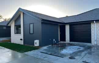 2/41 Kenney Crescent, Fairfield