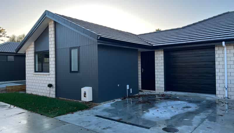 2/41 Kenney Crescent, Fairfield