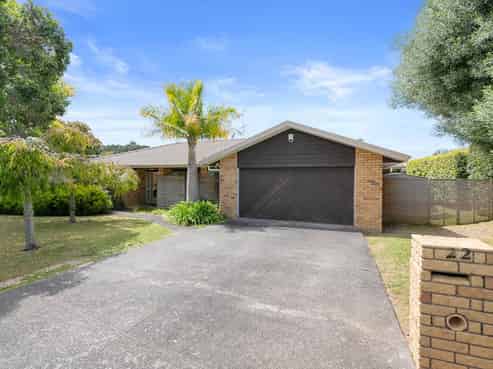 22 Vanderbilt Parade, Albany