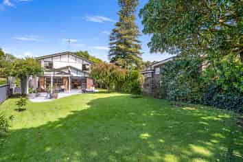 1 Acton Place, Saint Johns Hill