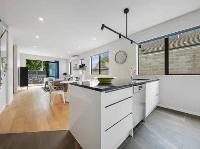 1B Kawau Road, Greenlane