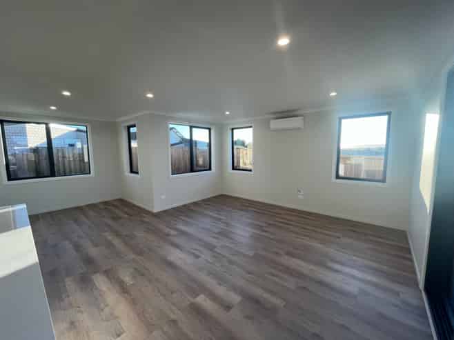 33 Crest Rise, Flagstaff