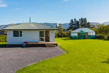 17 Bakers Road, Waimate