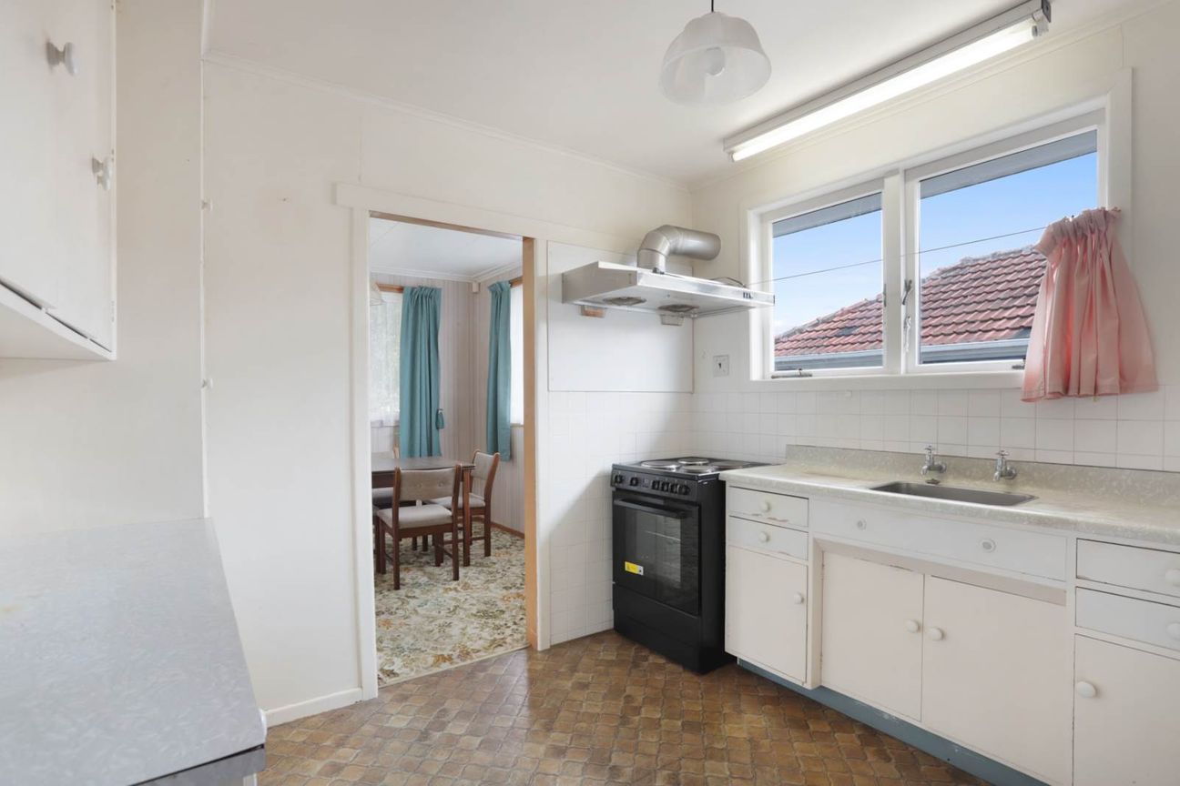 Renovate, Landbank or Reimagine-754sqm Sandringham - Więcej