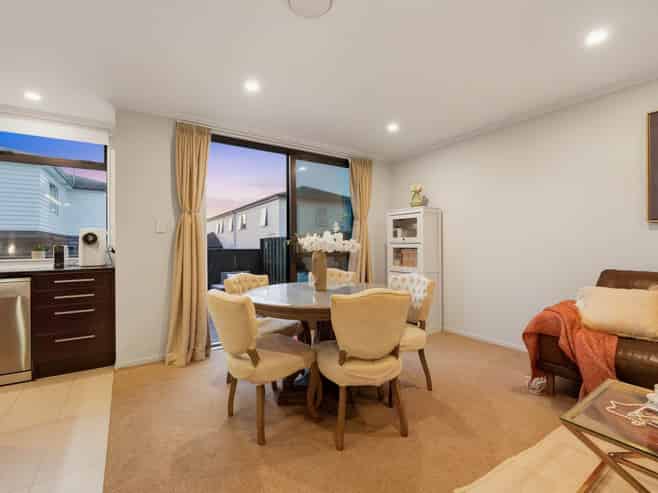 22/182 Flat Bush School Road, Flat Bush