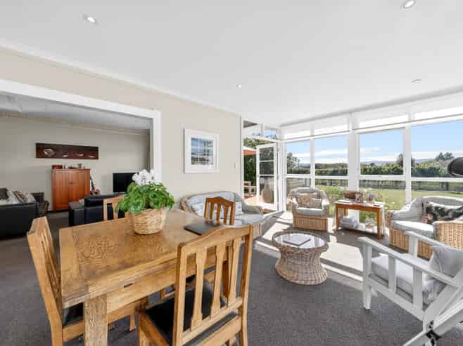 9 Roberts Street, Martinborough