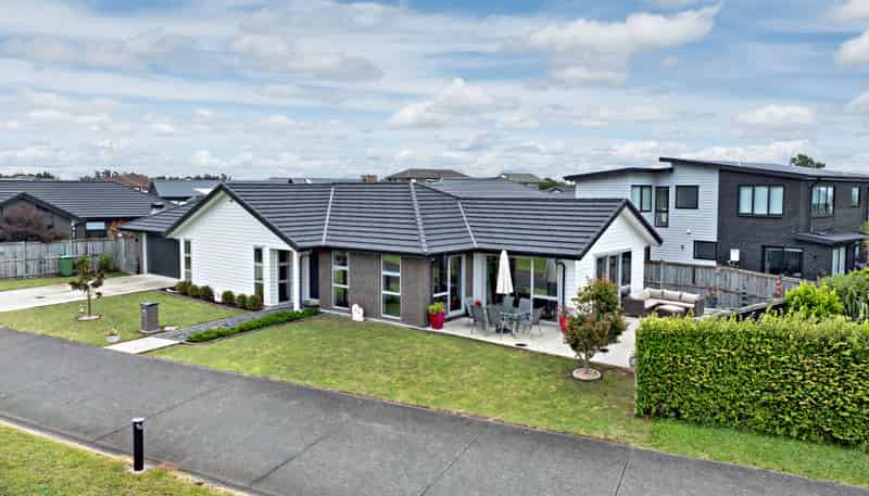 14 Poutawa Lane, Clarks Beach