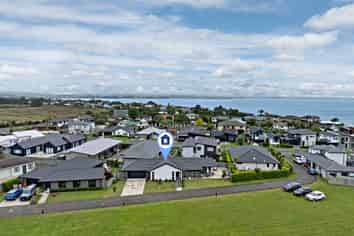 14 Poutawa Lane, Clarks Beach